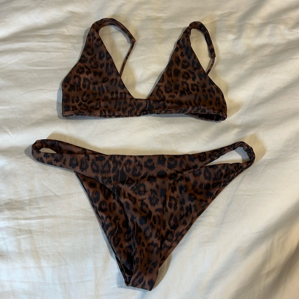 COPY - Size small Ark swimwear cheetah bikini set